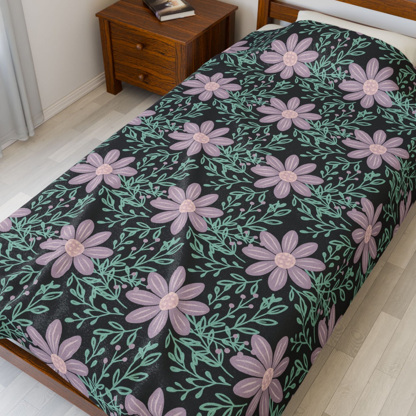 This velveteen plush blanket features a chalkboard wildflower design, giving a cozy and rustic feel to any room. Perfect for adult buyers looking to add a touch of nature to their home decor or gift during holidays, birthdays, or housewarmings.