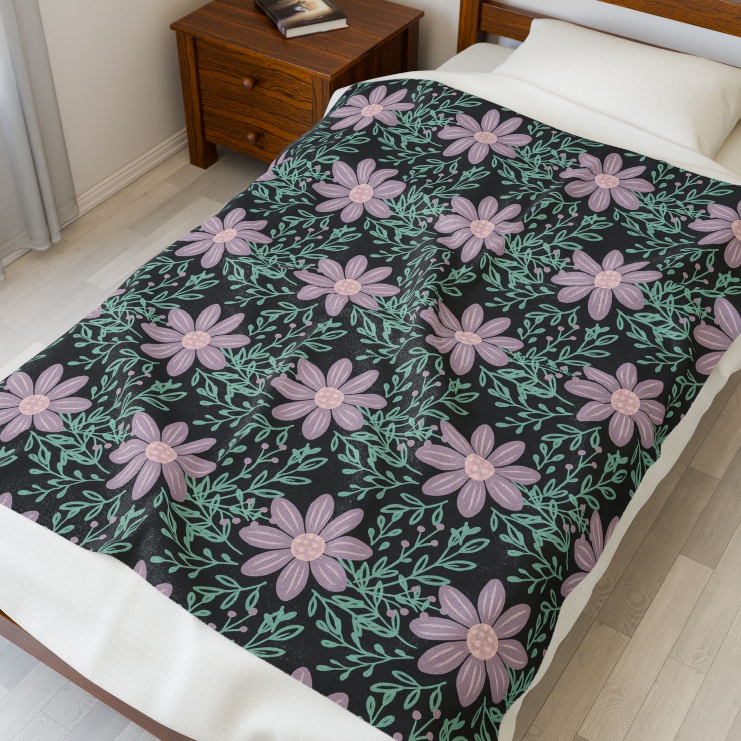 This velveteen plush blanket features a chalkboard wildflower design, giving a cozy and rustic feel to any room. Perfect for adult buyers looking to add a touch of nature to their home decor or gift during holidays, birthdays, or housewarmings.